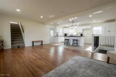 12966 Edison Street NE, Alliance, OH 44601 - Photo 7