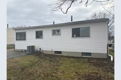 1227 Flanders Avenue, Akron, OH 44314 - Photo 35