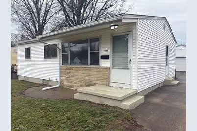 1227 Flanders Avenue, Akron, OH 44314 - Photo 5