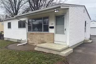 1227 Flanders Ave, Akron, OH 44314 - Photo 5
