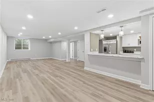 1390 Silverdale Cir, Twinsburg, OH 44087 - Photo 31