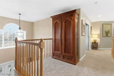 1390 Silverdale Circle, Twinsburg, OH 44087 - Photo 21