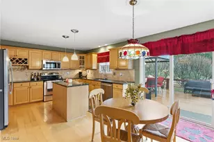 1390 Silverdale Cir, Twinsburg, OH 44087 - Photo 7