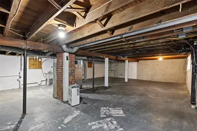 473 W 39th Street, Shadyside, OH 43947 - Photo 15