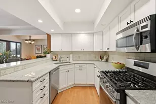 800 Windward Dr, Aurora, OH 44202 - Photo 29