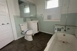 216 S 7th St, Coshocton, OH 43812 - Photo 13