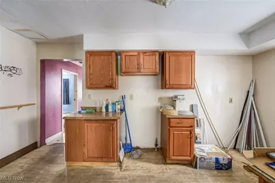 326 Indiana Avenue, Lorain, OH 44052 - Photo 11