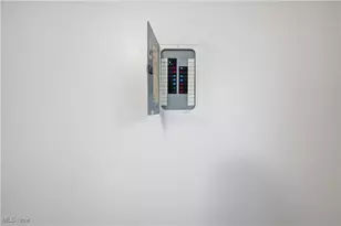 127 Blackburn St, Campbell, OH 44405 - Photo 15