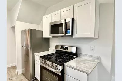 499 Elbon Avenue, Akron, OH 44306 - Photo 3