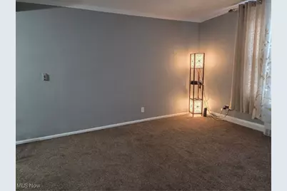 19101 Van Aken Boulevard #424, Huber Heights, OH 44112 - Photo 9