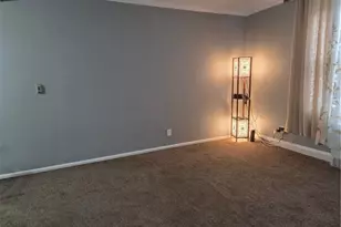 19101 Van Aken Blvd, Huber Heights, OH 44112 - Photo 9