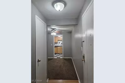 19101 Van Aken Boulevard #424, Huber Heights, OH 44112 - Photo 15