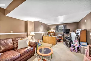 1690 Cloverview Dr, Uniontown, OH 44685 - Photo 29