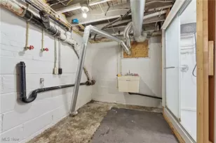 509 E Broad St, Louisville, OH 44641 - Photo 19