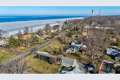 33418 Lake Shore Boulevard, Eastlake, OH 44095 - Photo 5