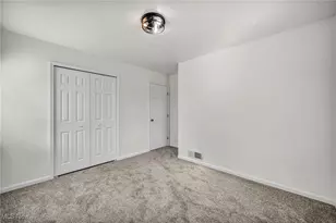 33418 Lakeshore Blvd, Eastlake, OH 44095 - Photo 25