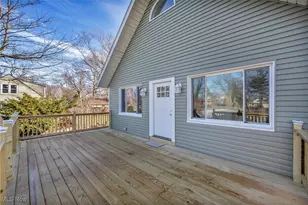 33418 Lakeshore Blvd, Eastlake, OH 44095 - Photo 7