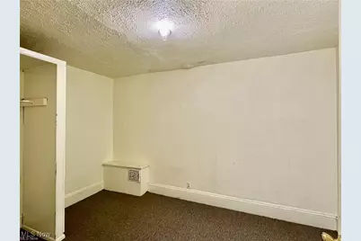 543 E Buchtel Avenue, Akron, OH 44304 - Photo 11