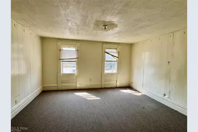 543 E Buchtel Avenue, Akron, OH 44304 - Photo 13