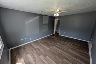 1240 W 21st St, Lorain, OH 44052 - Photo 3