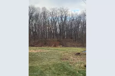 5854 Cutten Avenue, North Lawrence, OH 44666 - Photo 5