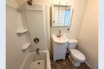 929 Bank Street, East Liverpool, OH 43920 - Photo 15