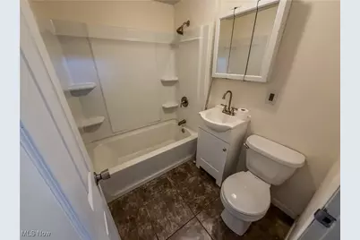 929 Bank Street, East Liverpool, OH 43920 - Photo 13