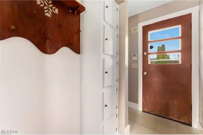 1001 Applegrove Street NW, North Canton, OH 44720 - Photo 5