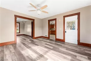 1001 Applegrove St NW, North Canton, OH 44720 - Photo 9