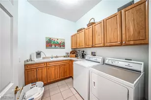 11383 Rolling Meadows Dr, Garrettsville, OH 44231 - Photo 25