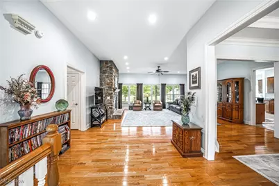 11383 Rolling Meadows Drive, Garrettsville, OH 44231 - Photo 13