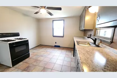 1270 E 348th Street, Eastlake, OH 44095 - Photo 9