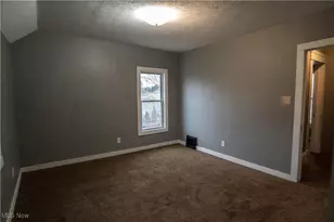 402 Hall Ave, Barberton, OH 44203 - Photo 19