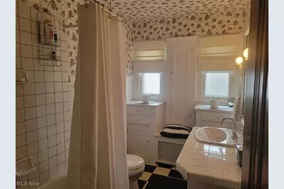 413 Oakwood Drive, Cadiz, OH 43907 - Photo 37