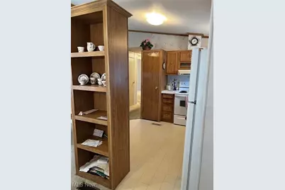 12 Maple, Olmsted Twp, OH 44138 - Photo 7