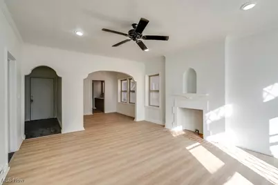 2828 S Moreland Boulevard, Loveland, OH 44120 - Photo 3