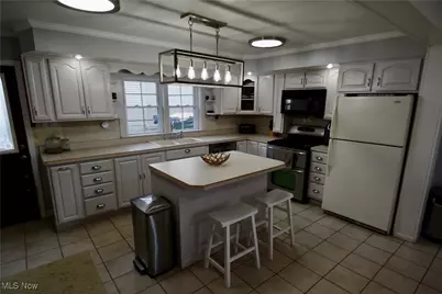 8391 Youngstown Pittsburgh Road, Poland, OH 44514 - Photo 5