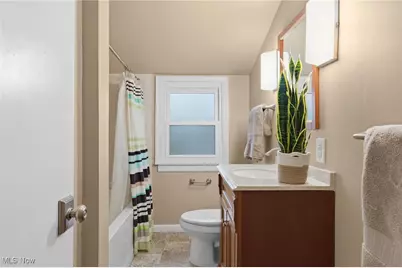 28318 W Oviatt Road, Bay Village, OH 44140 - Photo 23