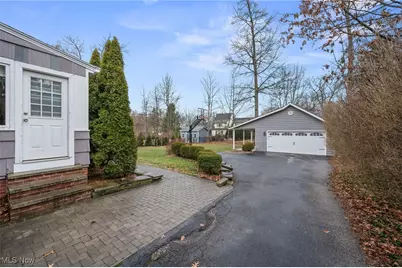 28318 W Oviatt Road, Bay Village, OH 44140 - Photo 31