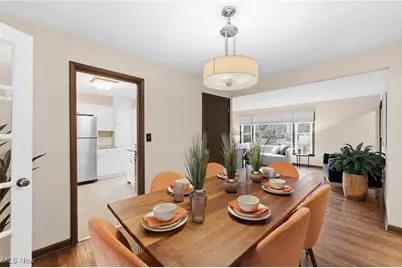 28318 W Oviatt Road, Bay Village, OH 44140 - Photo 3