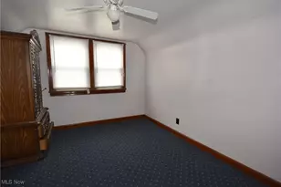 38 S Hartford Ave, Youngstown, OH 44509 - Photo 9