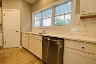 4310 Literary Ln, Willoughby, OH 44094 - Photo 5