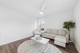 1337 Leonora Ave, Akron, OH 44305 - Photo 3