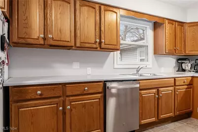 20 Juanita, Zanesville, OH 43701 - Photo 5