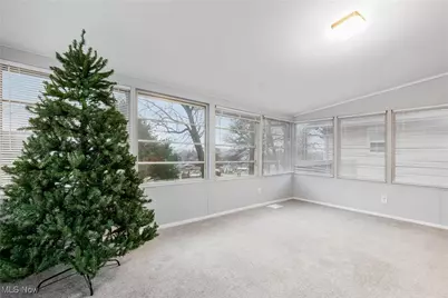 20 Juanita, Zanesville, OH 43701 - Photo 15