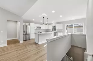 1086 Saint Andrews, Akron, OH 44312 - Photo 9