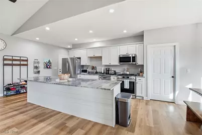 3010 Corbin Drive, Zanesville, OH 43701 - Photo 7