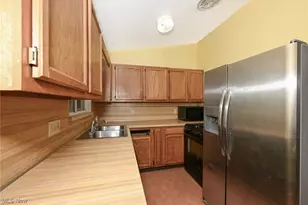 2784 Conway St, Akron, OH 44314 - Photo 17