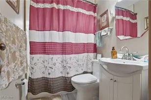 2540 11th St, Cuyahoga Falls, OH 44221 - Photo 13