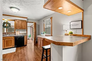 1499 King Dr, Uniontown, OH 44685 - Photo 13